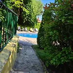 Pool And Garden Oasis, Bbq, Free Parking, Fast Wifi Varna