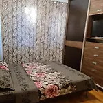 Pool And Garden Oasis, Bbq, Free Parking, Fast Wifi Appartement Varna