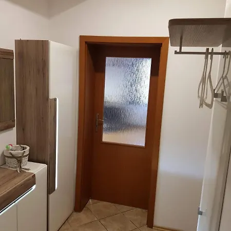 Luxury With Swimming Pool , Lovely Garden , Bbq Place Apartment *