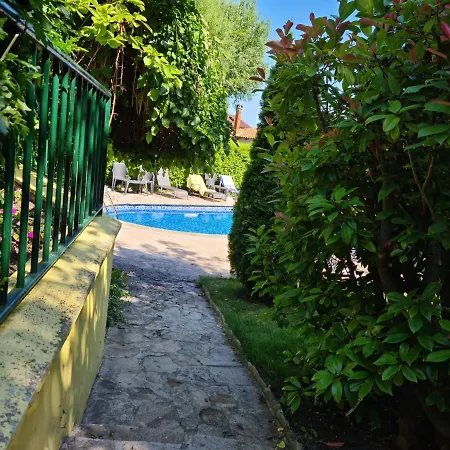 Luxury With Swimming Pool , Lovely Garden , Bbq Place Varna