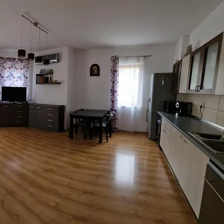 Cozy With Pool, Lovely Garden, Bbq Апартаменты Варна