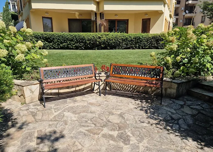 Cozy With Pool, Lovely Garden, Bbq Апартаменты