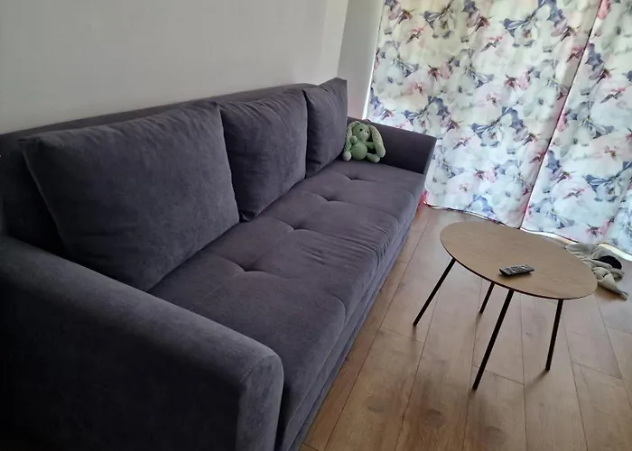 Апартаменты Cozy With Pool, Lovely Garden, Bbq